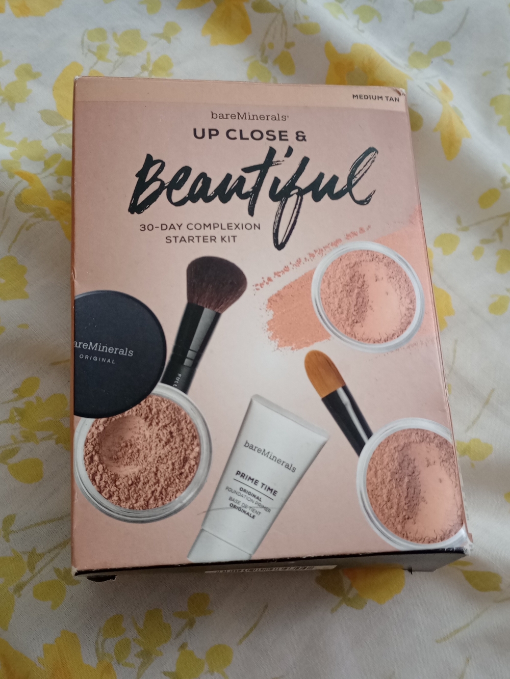 BareMinerals Up Close & Beautiful 30-Day Complexion Starter Kit.